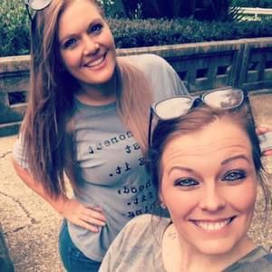 Meet your Posher, Lindsey